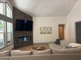 6884 Forrest Ridge Dr - Photo 3
