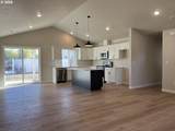 630 Crafton Ln - Photo 2