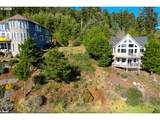  Ne Sea Star Drive - Photo 8