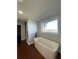 360 2ND St - Photo 18