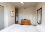 6822 Greenwich Ave - Photo 18