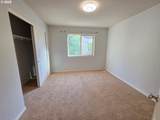 7825 Sporri Ln - Photo 18