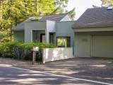 3342 Fairmount Blvd - Photo 32