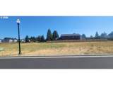 4409 101st St - Photo 3
