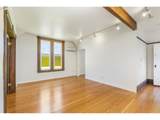 3206 Kelly Ave - Photo 26