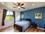 4100 Harmony Dr - Photo 29