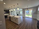 447 15th Ave - Photo 3