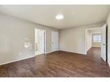 2211 182ND Ave - Photo 21
