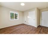 2211 182ND Ave - Photo 26