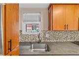 1829 Lovejoy St - Photo 10