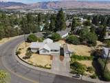 1835 Scenic Dr - Photo 1