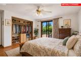 342 Mclaughlin Dr - Photo 8