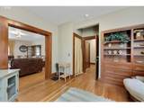 636 Nehalem St - Photo 20