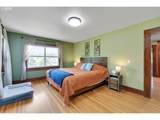 636 Nehalem St - Photo 24