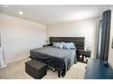903 174TH St - Photo 16