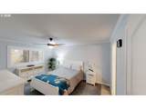 1303 Moore St - Photo 22