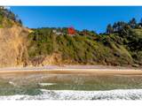 2370 Cape Meares Loop - Photo 37