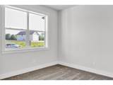 3238 23rd Ave - Photo 15