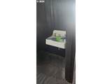 400 Main St - Photo 11
