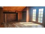 400 Main St - Photo 13