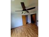 379 18 Collins Rd - Photo 27