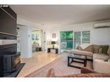 2825 Upshur St - Photo 9