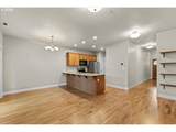 211 Silver St - Photo 9