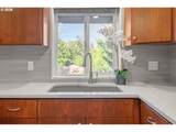 2042 Lincoln St - Photo 10