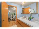 2042 Lincoln St - Photo 20