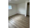 287 3RD St - Photo 20