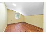 546 4TH Ave - Photo 33