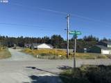  Beach Loop Rd - Photo 18