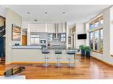 1030 Johnson St - Photo 14