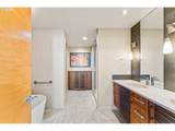 1030 Johnson St - Photo 20