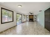 1635 Stable Dr - Photo 14
