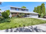1635 Stable Dr - Photo 2