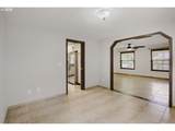 1635 Stable Dr - Photo 9