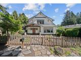 785 3RD St - Photo 4