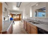 714 Water St - Photo 14
