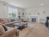 277 7TH St - Photo 11