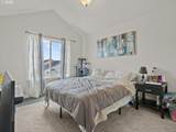 277 7TH St - Photo 24