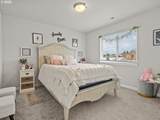 277 7TH St - Photo 28