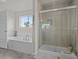 277 7TH St - Photo 38