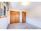 1004 Maple St - Photo 18