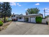 1004 Maple St - Photo 3