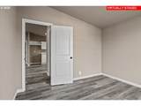 4882 Lancaster Dr - Photo 10