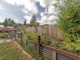 1142 Clatsop St - Photo 18