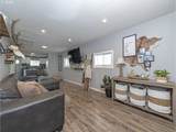 1142 Clatsop St - Photo 3