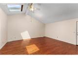 11064 Market St - Photo 15