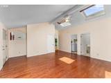 11064 Market St - Photo 16